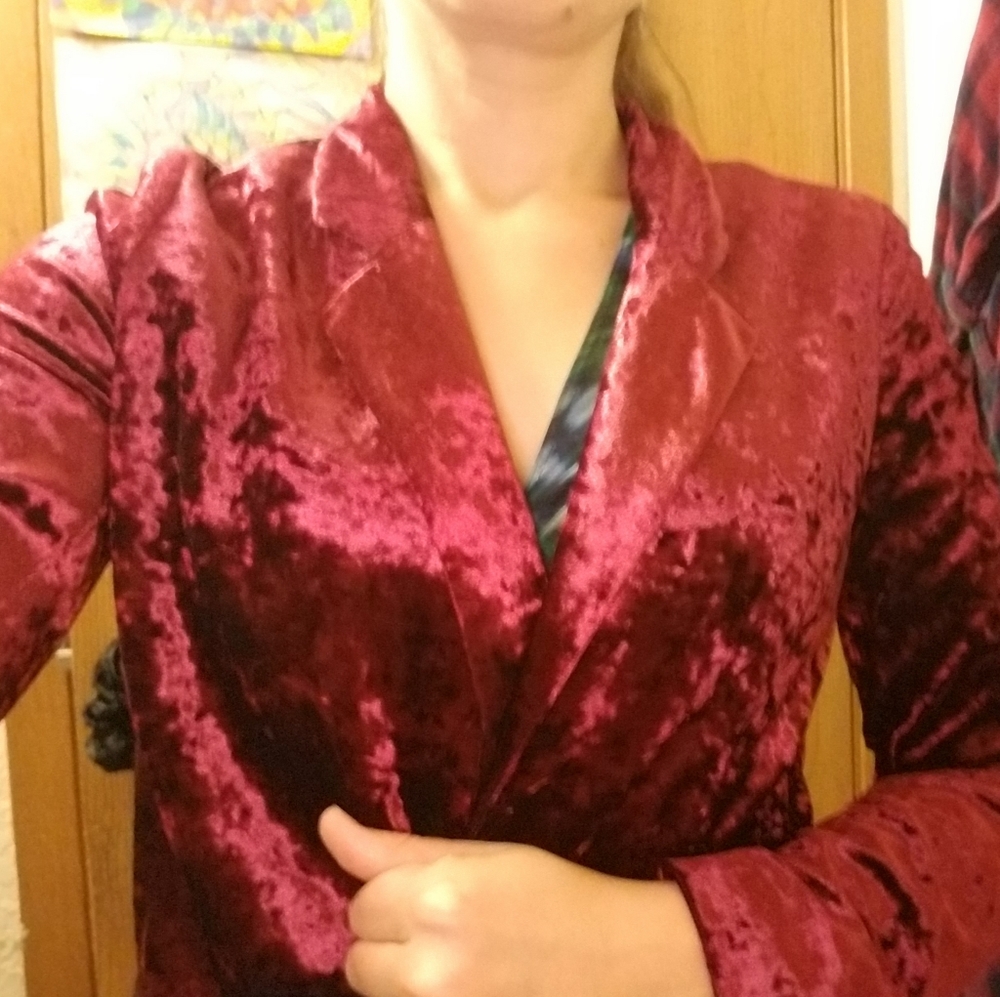 Magenta Sound and Matter crushed velvet blazer